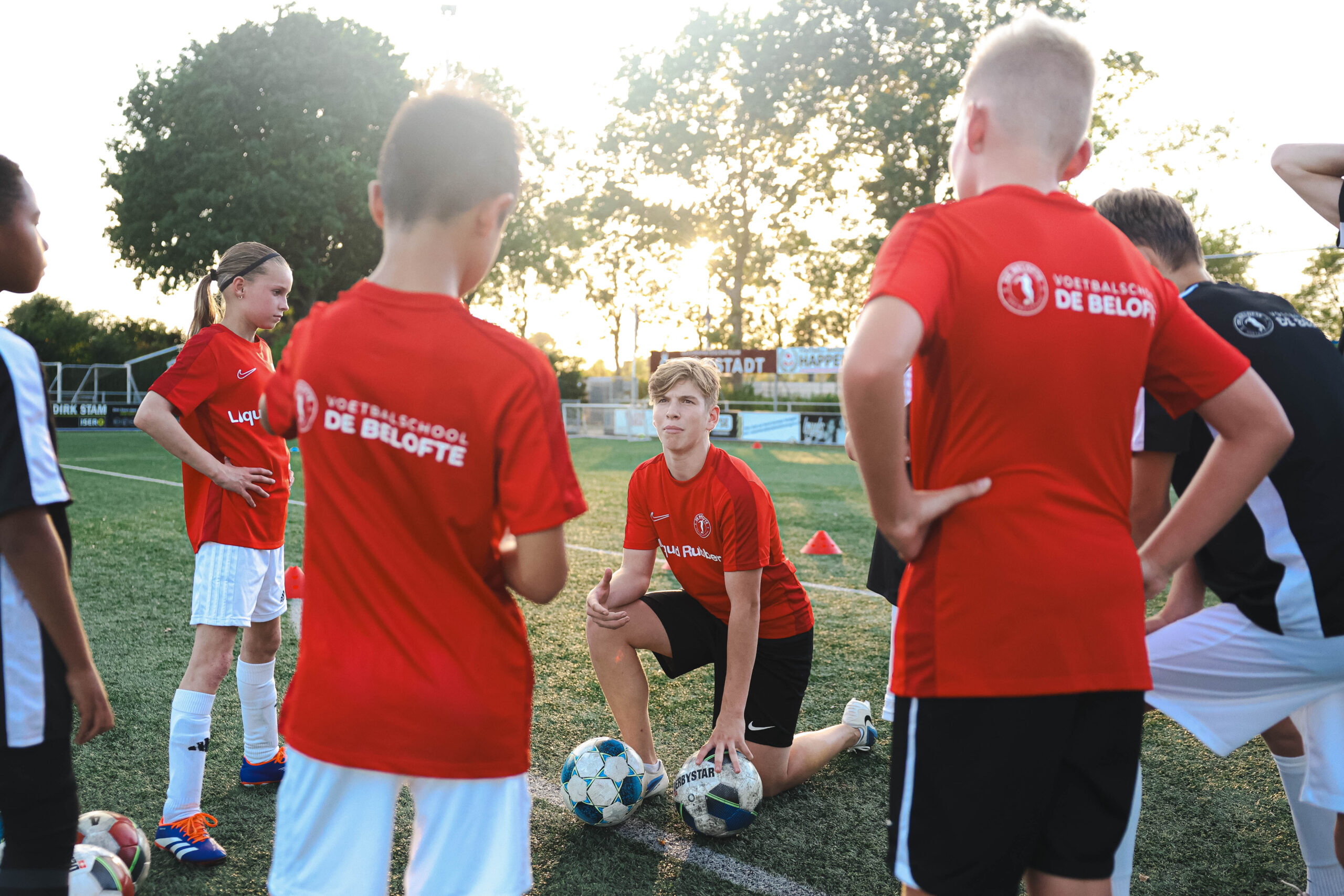 Uitleg tijdens de training